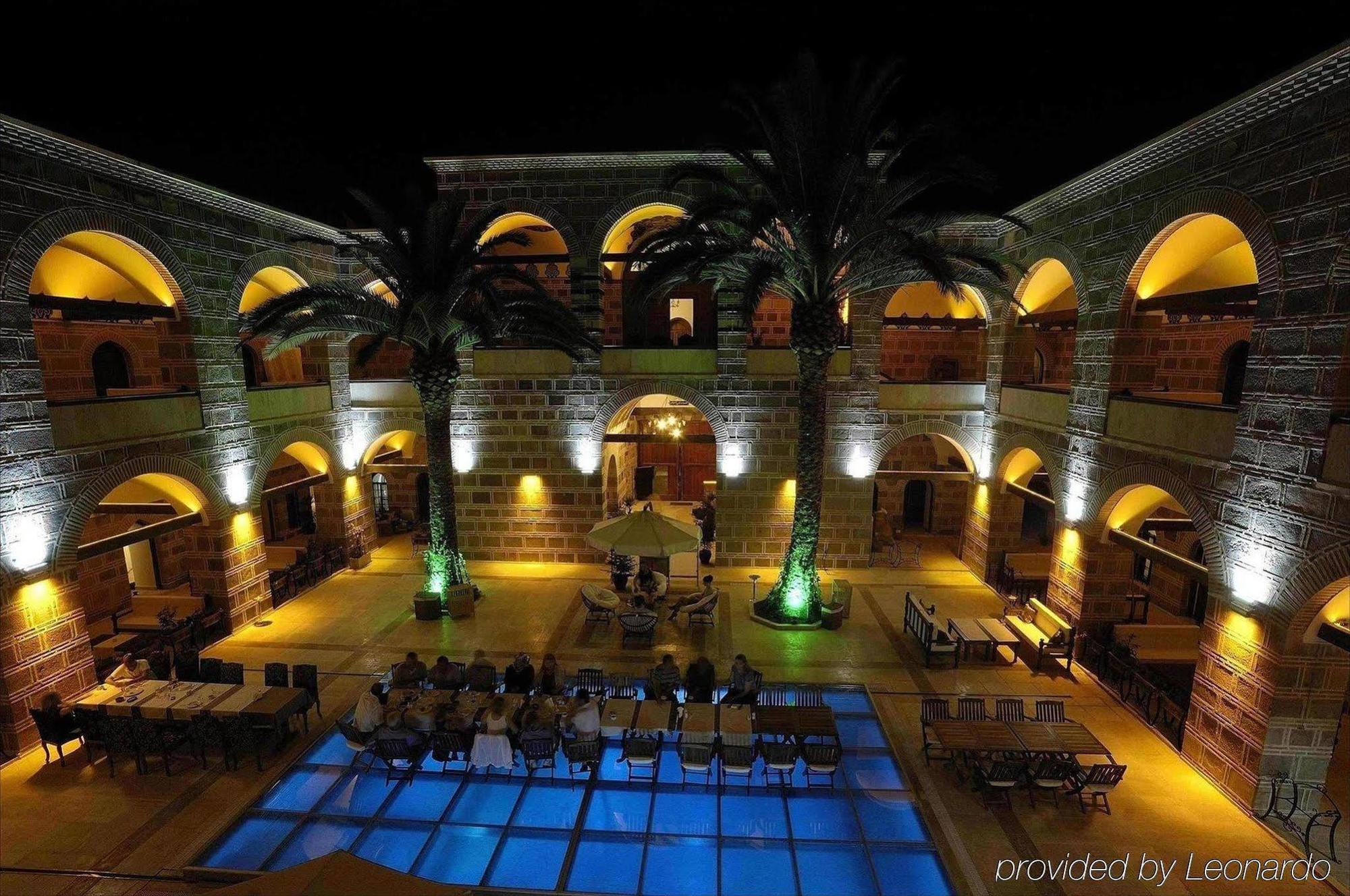 Cesme Kanuni Kervansaray Historical Hotel Interior foto